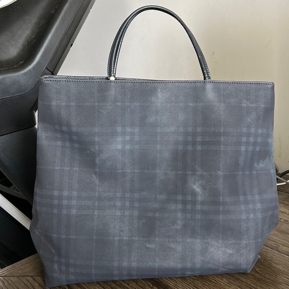 Burberry London Plaid Tote Bag - Picture 2 of 16